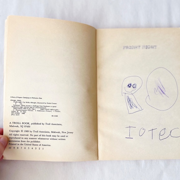 Fright Night by Molly Albright 1989 - Picture 5 of 6